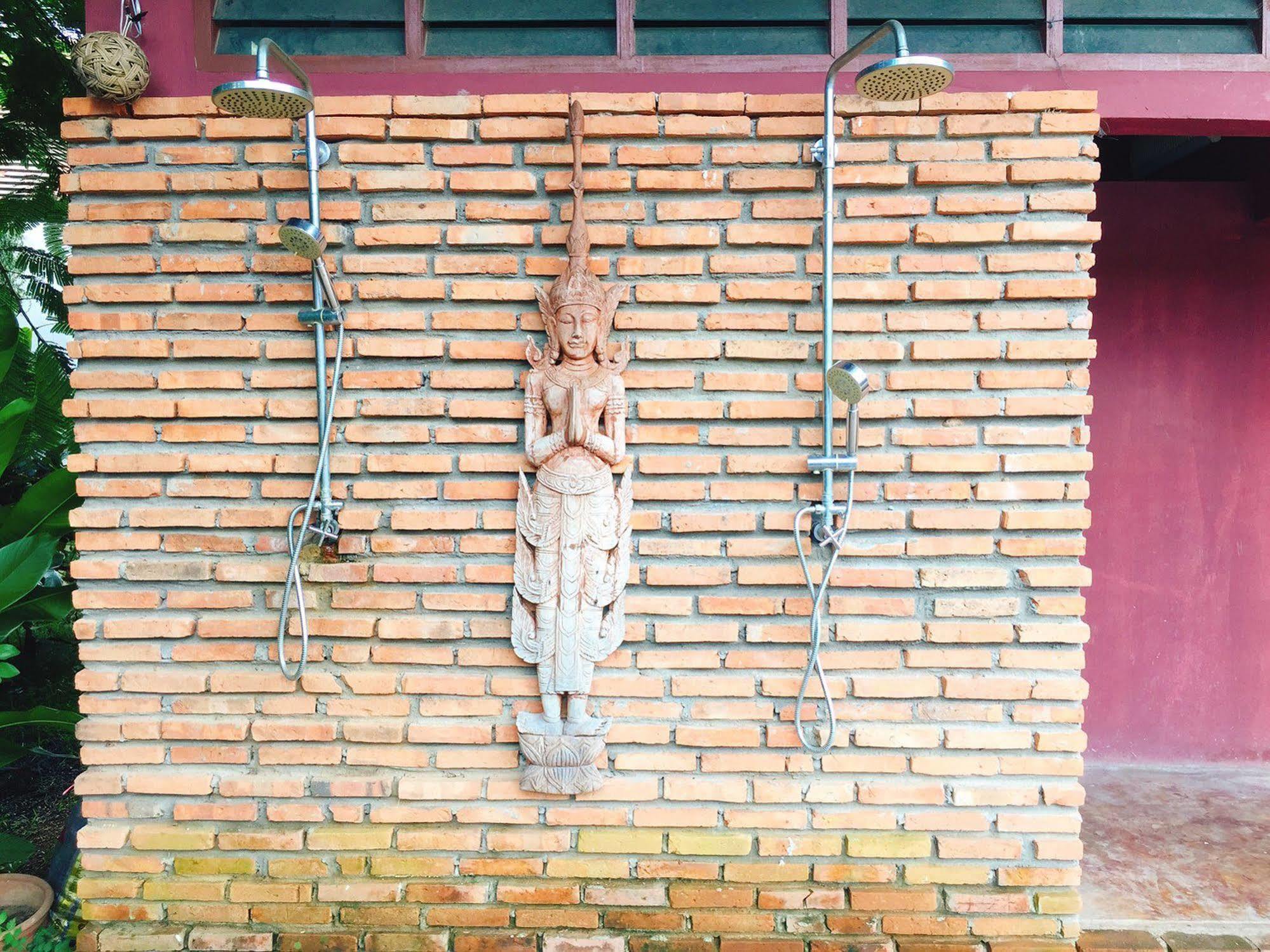 Chiangmai Royal Creek Hotel Hang Dong Exterior foto